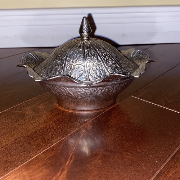 Moroccan silver bon bon dish with tray - Picture 3 of 5